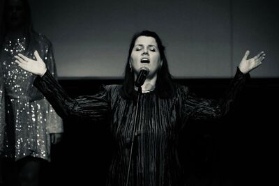 marlou-vriens-femme-promo-zonder-extra-gezicht